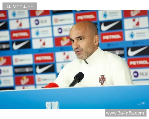 主帅在赛前新闻发布会上展现坚定信心与独特战术布局